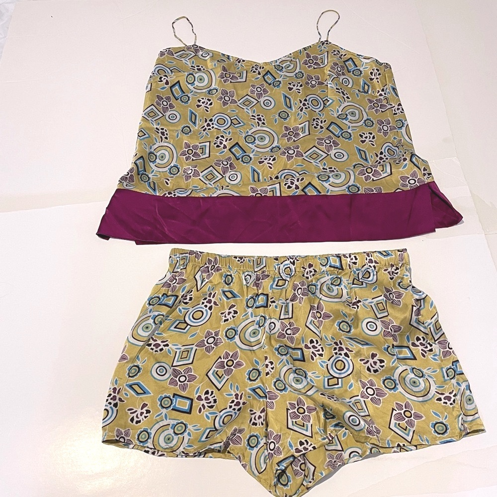 100% Silk Princess tam-tam  Printed Cami & Short Sleep Set - Yellow Floral